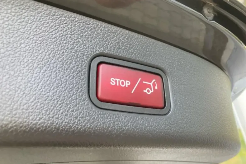 Mercedes-Benz GLC 300 din 2023 cu 19.269 km - oferta MER146230 - foto 17