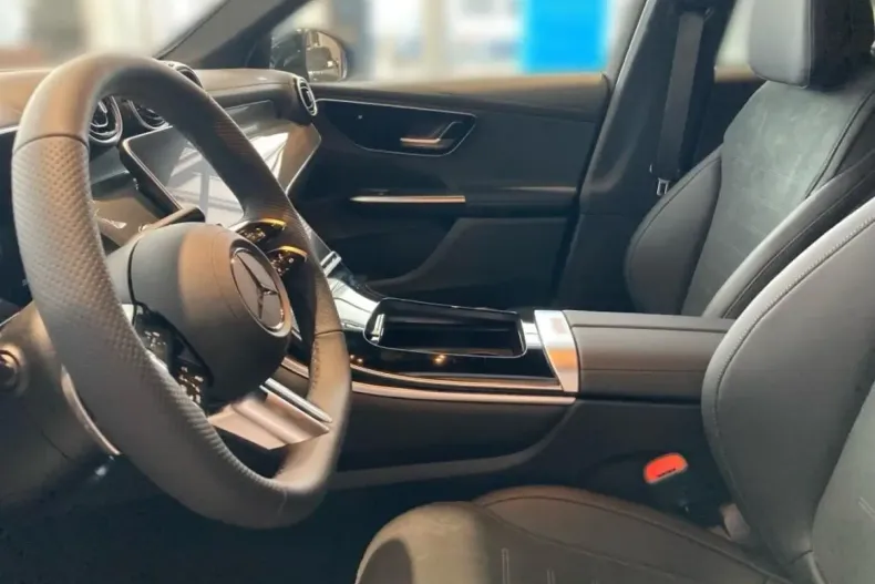 Mercedes-Benz GLC 300 din 2023 cu 19.486 km - oferta MER146234 - foto 11