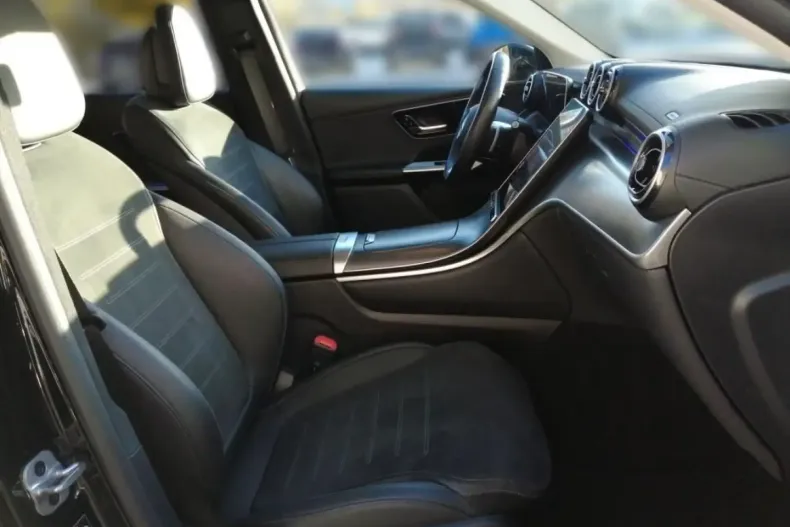 Mercedes-Benz GLC 300 din 2023 cu 47.550 km - oferta MER146239 - foto 8