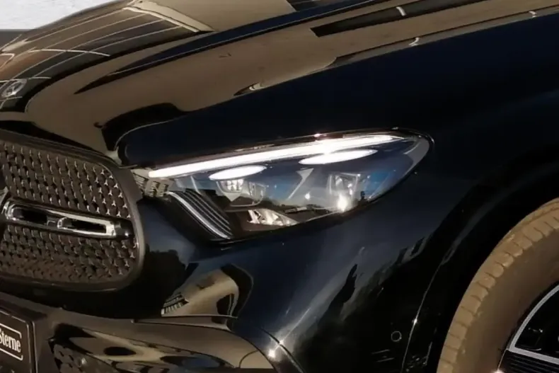 Mercedes-Benz GLC 300 din 2023 cu 47.550 km - oferta MER146239 - foto 16