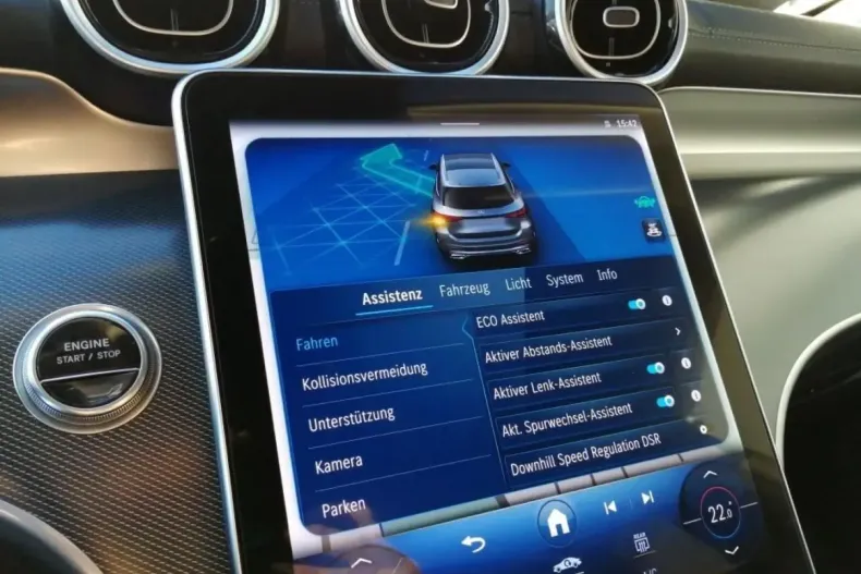 Mercedes-Benz GLC 300 din 2023 cu 47.550 km - oferta MER146239 - foto 19