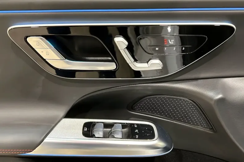 Mercedes-Benz E 53 AMG din 2025 cu 16.186 km - oferta MER146244 - foto 14