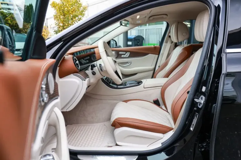 Mercedes-Benz E 300 din 2022 cu 31.755 km - oferta MER146251 - foto 13