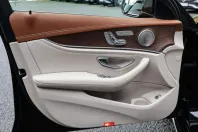 Mercedes-Benz E 300 din 2022 cu 31.755 km - oferta MER146251 - foto 32