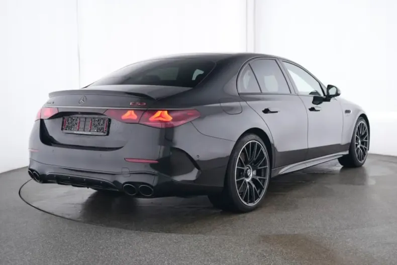 Mercedes-Benz E 53 AMG din 2025 cu 18.107 km - oferta MER146253 - foto 4