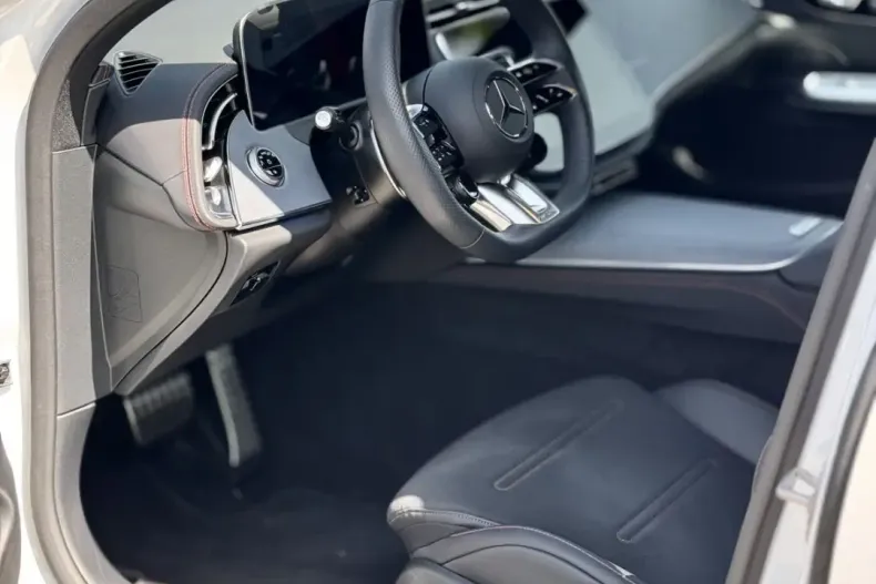 Mercedes-Benz E 53 AMG din 2024 cu 3.500 km - oferta MER146254 - foto 14