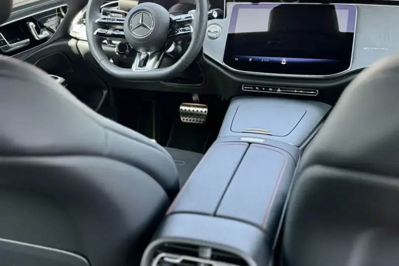 Mercedes-Benz E 53 AMG din 2024 cu 3.500 km - oferta MER146254 - foto 19