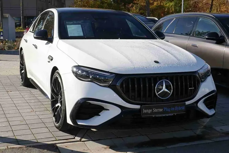 Mercedes-Benz E 53 AMG din 2024 cu 29.415 km - oferta MER146257 - foto 2