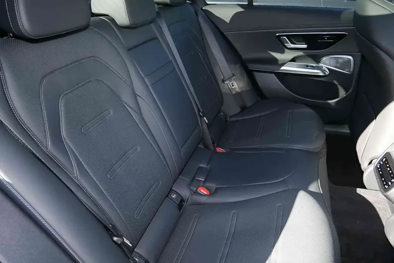 Mercedes-Benz E 53 AMG din 2024 cu 29.415 km - oferta MER146257 - foto 7