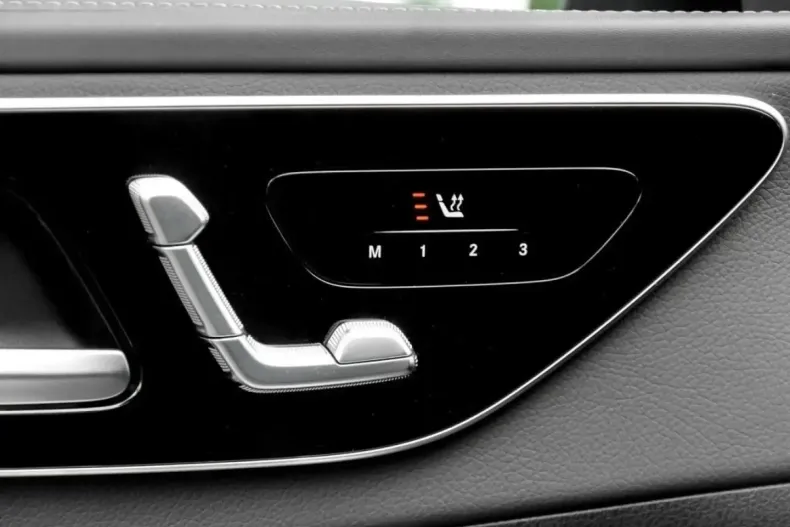 Mercedes-Benz E 53 AMG din 2024 cu 12.482 km - oferta MER146258 - foto 13