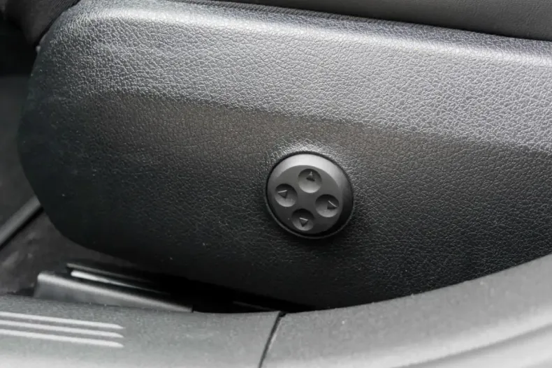 Mercedes-Benz E 53 AMG din 2024 cu 12.482 km - oferta MER146258 - foto 18