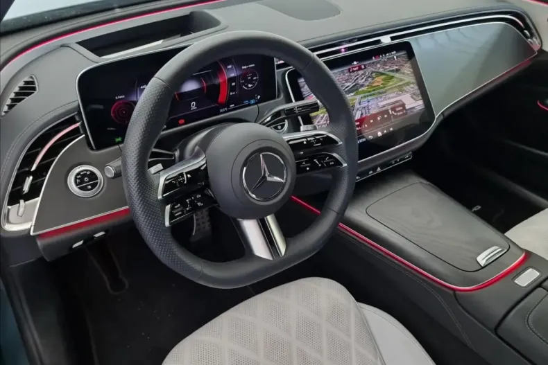 Mercedes-Benz E 220 din 2024 cu 6.592 km - oferta MER146259 - foto 9