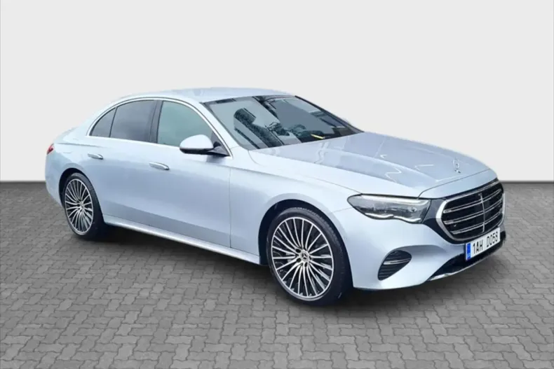 Mercedes-Benz E 220 din 2024 cu 3.157 km - oferta MER146261 - foto 7