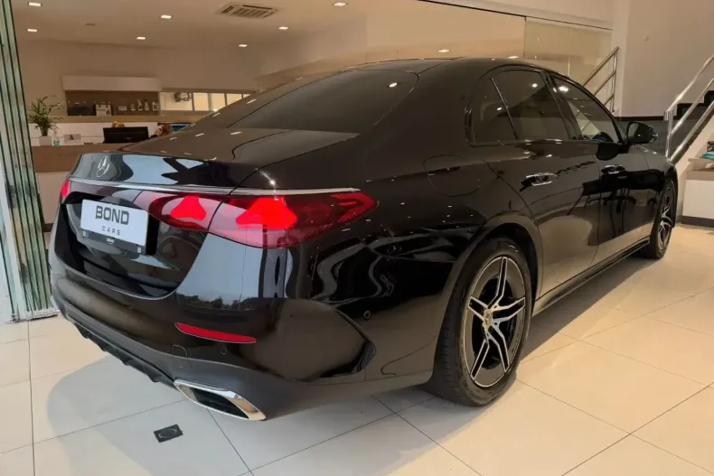 Mercedes-Benz E 220 din 2025 cu 22.000 km - oferta MER146262 - foto 3