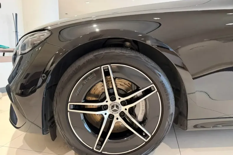 Mercedes-Benz E 220 din 2025 cu 22.000 km - oferta MER146262 - foto 7