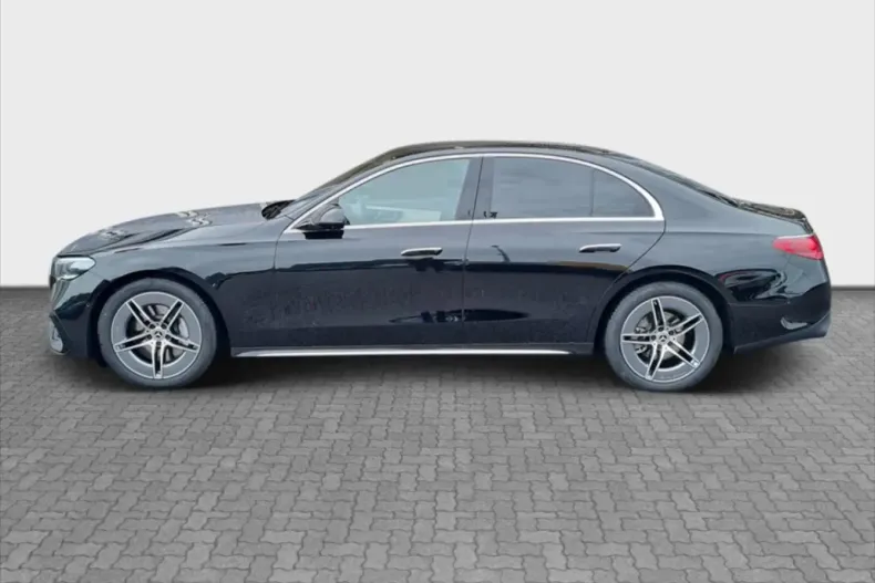 Mercedes-Benz E 220 din 2024 cu 11.000 km - oferta MER146264 - foto 2