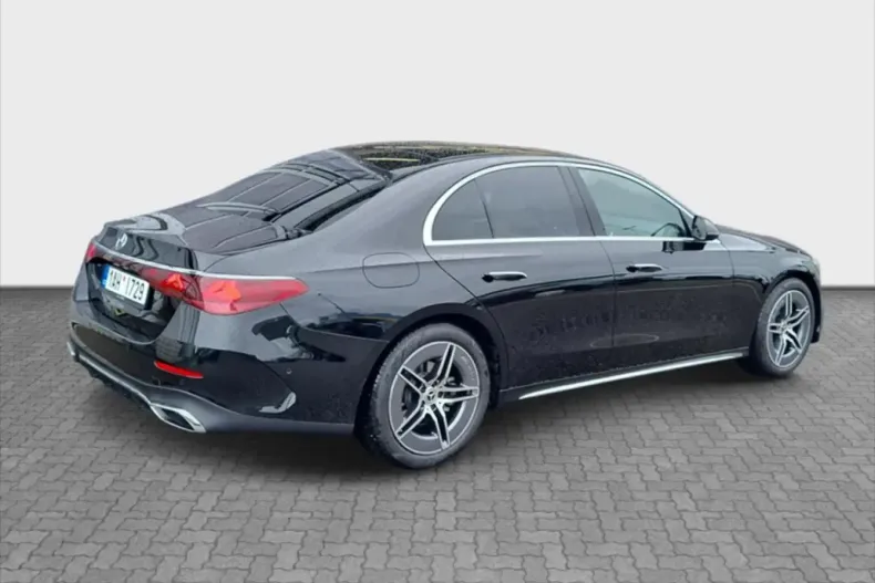 Mercedes-Benz E 220 din 2024 cu 11.000 km - oferta MER146264 - foto 5