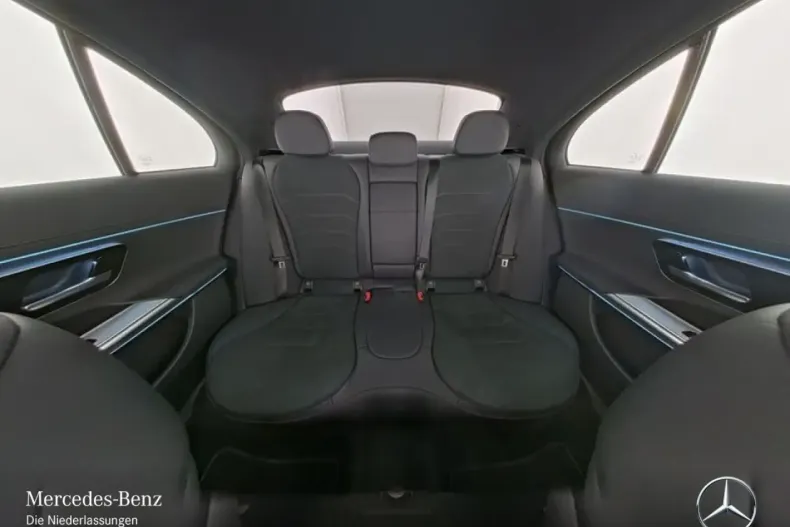 Mercedes-Benz E 450 din 2024 cu 24.016 km - oferta MER146265 - foto 7