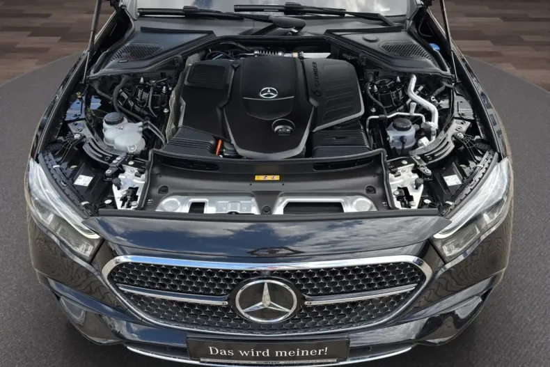 Mercedes-Benz E 450 din 2024 cu 26.100 km - oferta MER146266 - foto 11