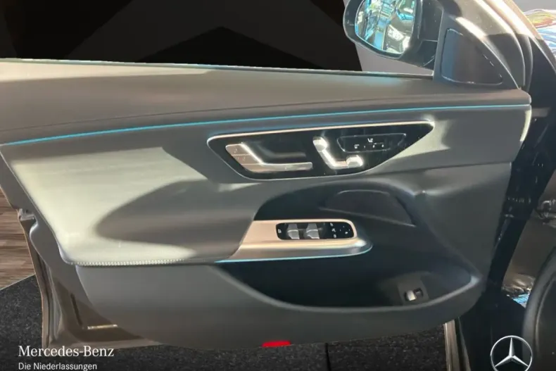 Mercedes-Benz E 220 din 2024 cu 27.420 km - oferta MER146270 - foto 14