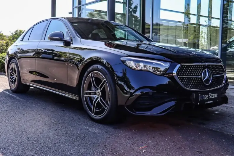 Mercedes-Benz E 220 din 2025 cu 8.050 km - oferta MER146272 - foto 1