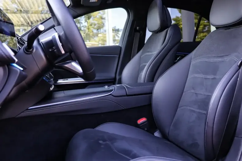 Mercedes-Benz E 220 din 2025 cu 8.050 km - oferta MER146272 - foto 12