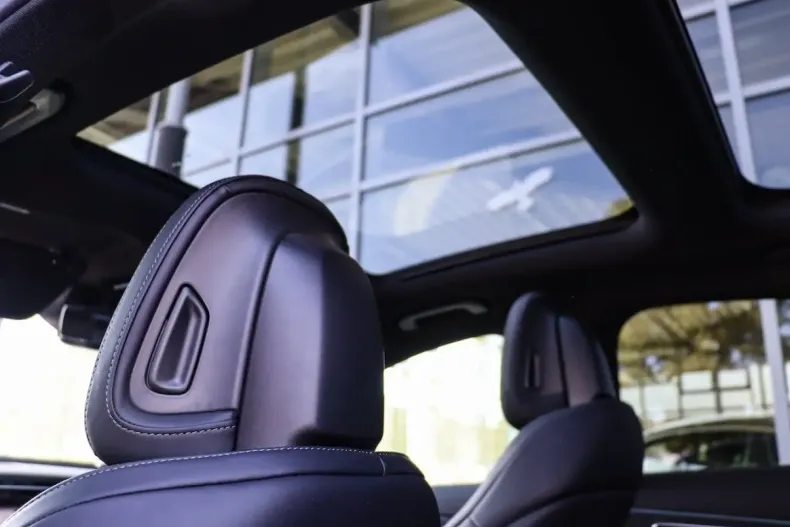 Mercedes-Benz E 220 din 2025 cu 8.050 km - oferta MER146272 - foto 25