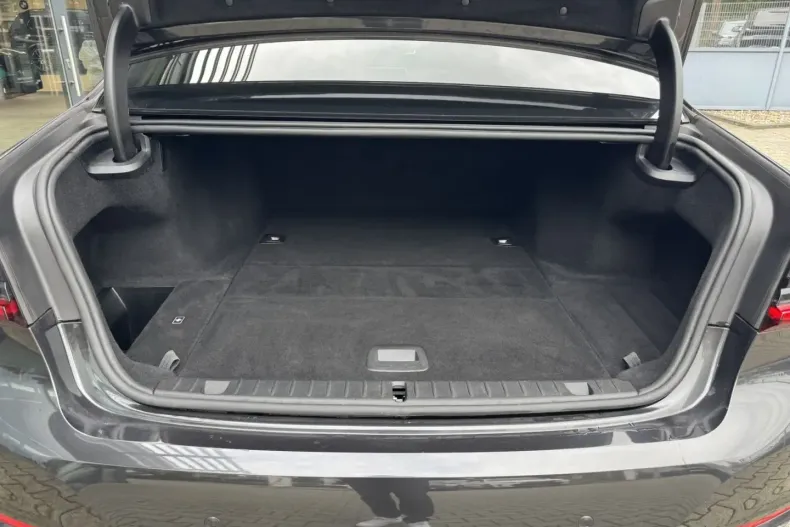 BMW 745 din 2021 cu 75.750 km - oferta BMW146281 - foto 12