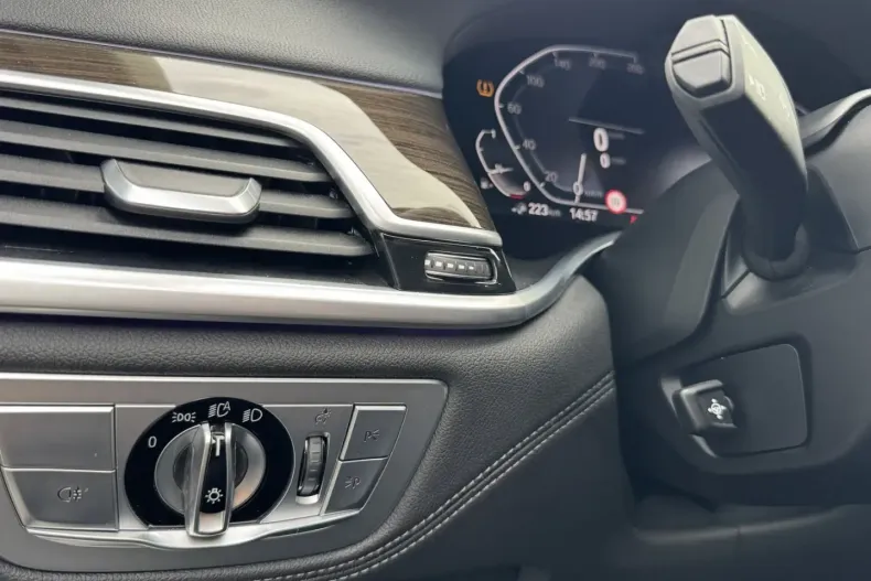 BMW 745 din 2021 cu 75.750 km - oferta BMW146281 - foto 23