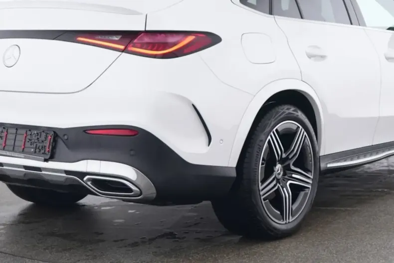 Mercedes-Benz GLC 220 din 2024 cu 31.700 km - oferta MER146285 - foto 4