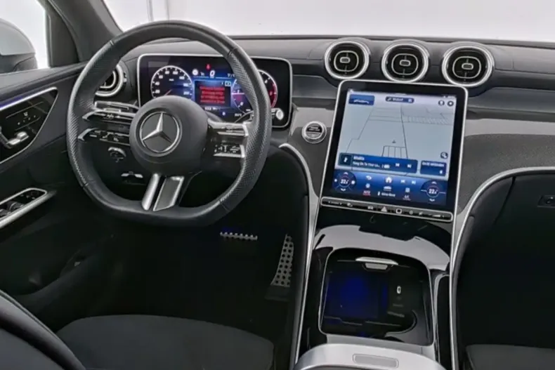 Mercedes-Benz GLC 220 din 2024 cu 31.700 km - oferta MER146285 - foto 6