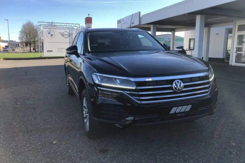 Volkswagen Touareg din 2020 cu 82.885 km - oferta VOL146291 - foto 2
