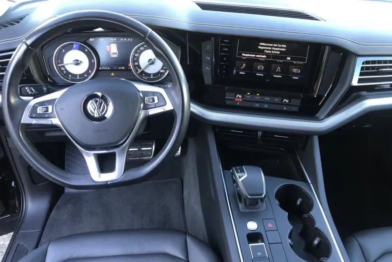 Volkswagen Touareg din 2020 cu 82.885 km - oferta VOL146291 - foto 12