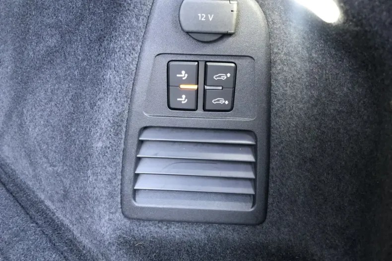 Volkswagen Touareg din 2020 cu 82.885 km - oferta VOL146291 - foto 17