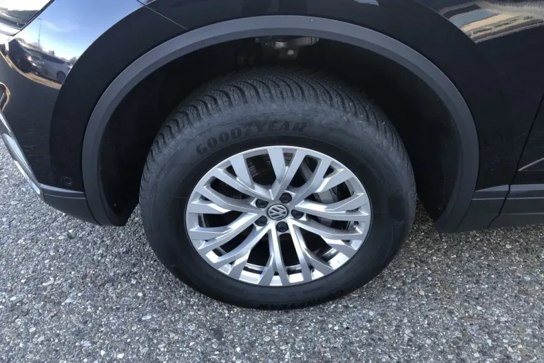 Volkswagen Touareg din 2020 cu 82.885 km - oferta VOL146291 - foto 21