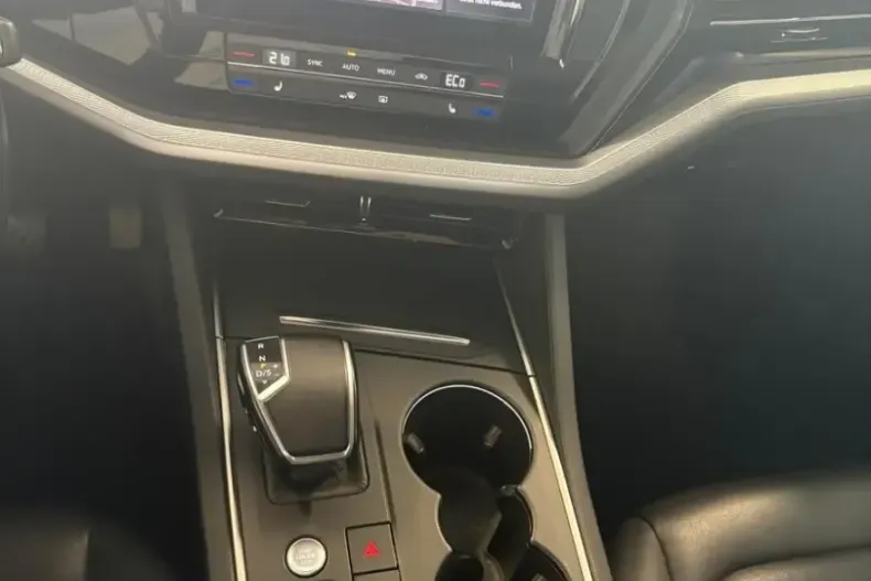 Volkswagen Touareg din 2020 cu 92.000 km - oferta VOL146292 - foto 15