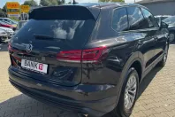 Volkswagen Touareg din 2021 cu 67.990 km - oferta VOL146294 - foto 5