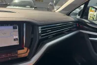 Volkswagen Touareg din 2021 cu 67.990 km - oferta VOL146294 - foto 17