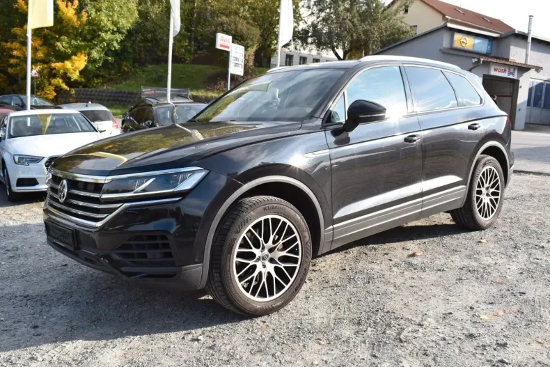 Volkswagen Touareg din 2020 cu 100.000 km - oferta VOL146307 - foto 1