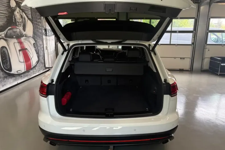 Volkswagen Touareg din 2020 cu 92.000 km - oferta VOL146309 - foto 10