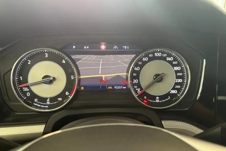 Volkswagen Touareg din 2020 cu 92.000 km - oferta VOL146309 - foto 20