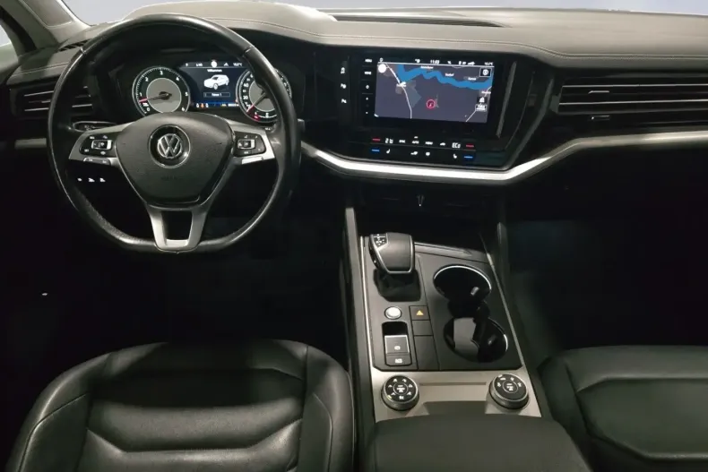 Volkswagen Touareg din 2020 cu 88.326 km - oferta VOL146310 - foto 11