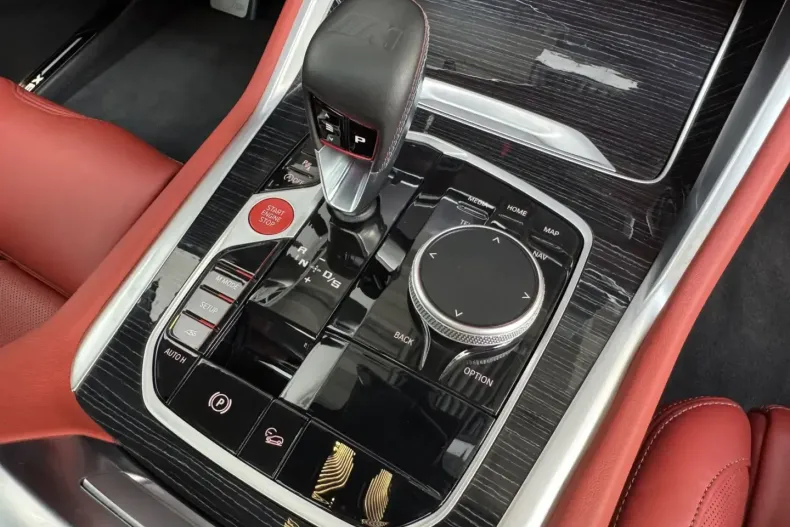 BMW X6 M din 2024 cu 24.989 km - oferta BMW146319 - foto 28