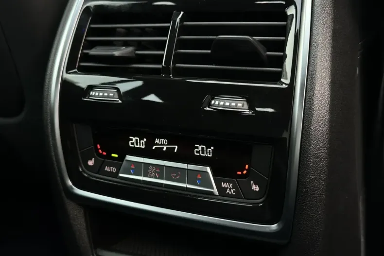 BMW X6 M din 2024 cu 8.900 km - oferta BMW146321 - foto 10