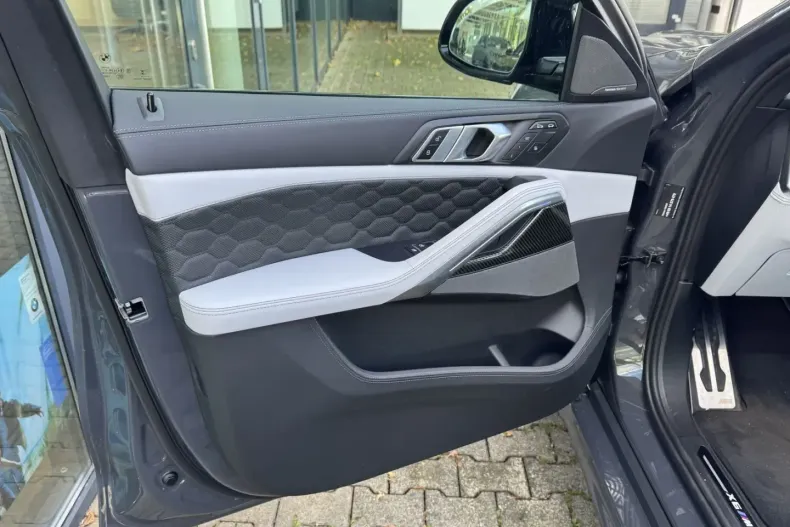 BMW X6 M din 2024 cu 13.631 km - oferta BMW146323 - foto 14