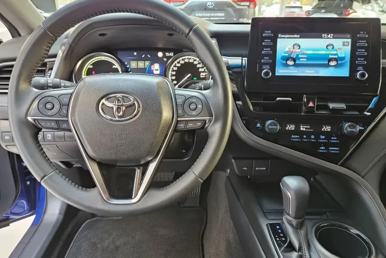 Toyota Camry din 2022 cu 38.660 km - oferta TOY146341 - foto 9