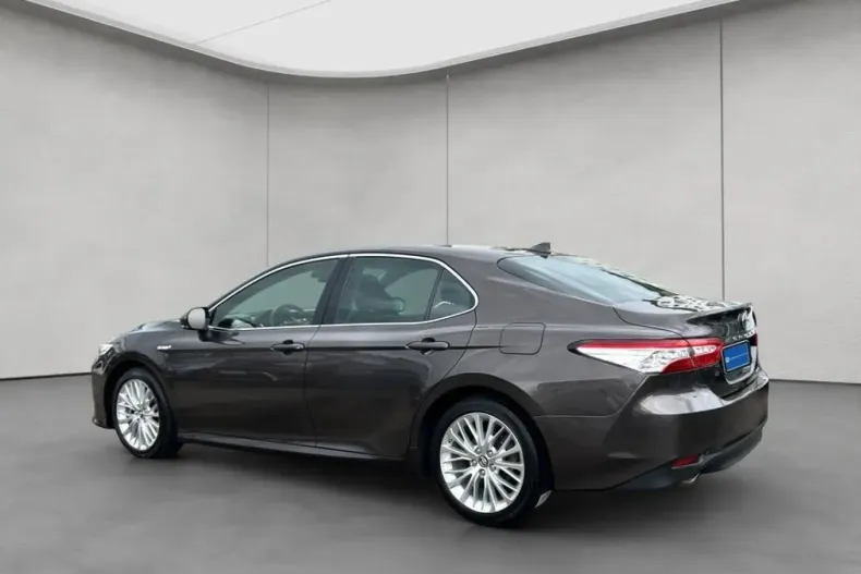 Toyota Camry din 2020 cu 80.510 km - oferta TOY146342 - foto 3