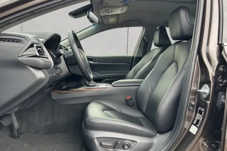 Toyota Camry din 2020 cu 80.510 km - oferta TOY146342 - foto 8