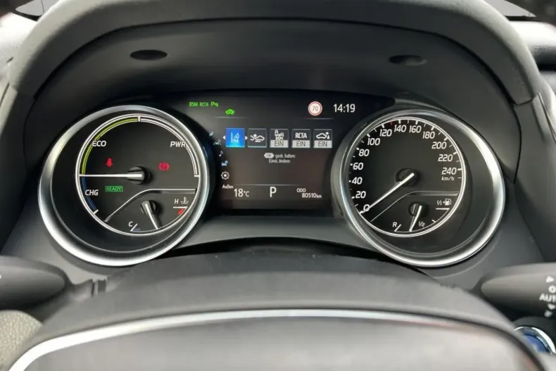 Toyota Camry din 2020 cu 80.510 km - oferta TOY146342 - foto 9