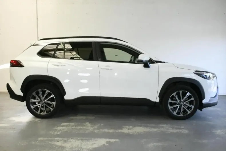 Toyota Corolla Cross din 2022 cu 25.700 km - oferta TOY146343 - foto 5